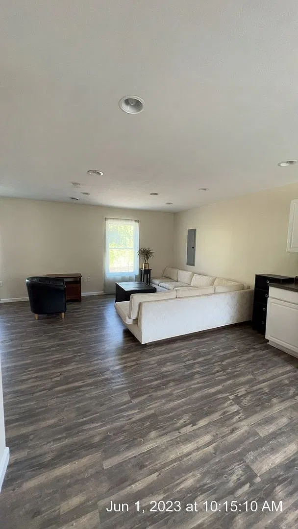 682 Willey St. — Photo 3