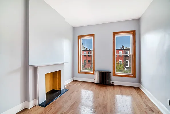 Rented by Compass | media 21