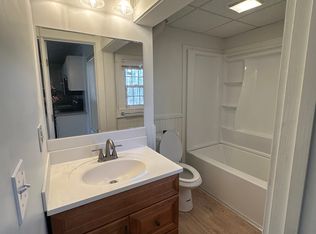 43 High St #4, Oakland, ME 04963