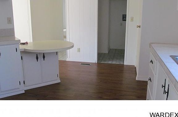 3rd image of 270 Moser Ave