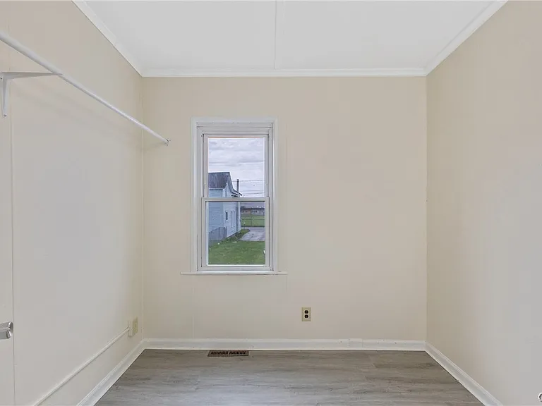 188 W Bridge St — Photo 11