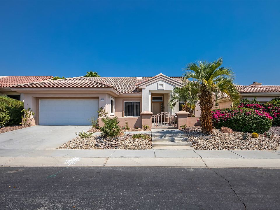 1st image of 78926 Edgebrook Ln