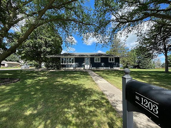 Front door & walkway