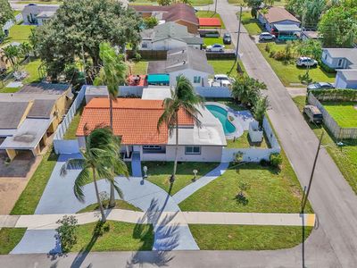 2424 Wiley Street, Hollywood, FL, 33020