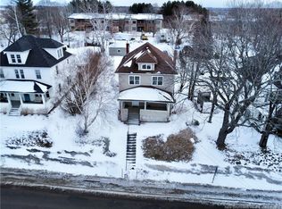 745 Murray Ave, Bathurst, NB E2A 1V3