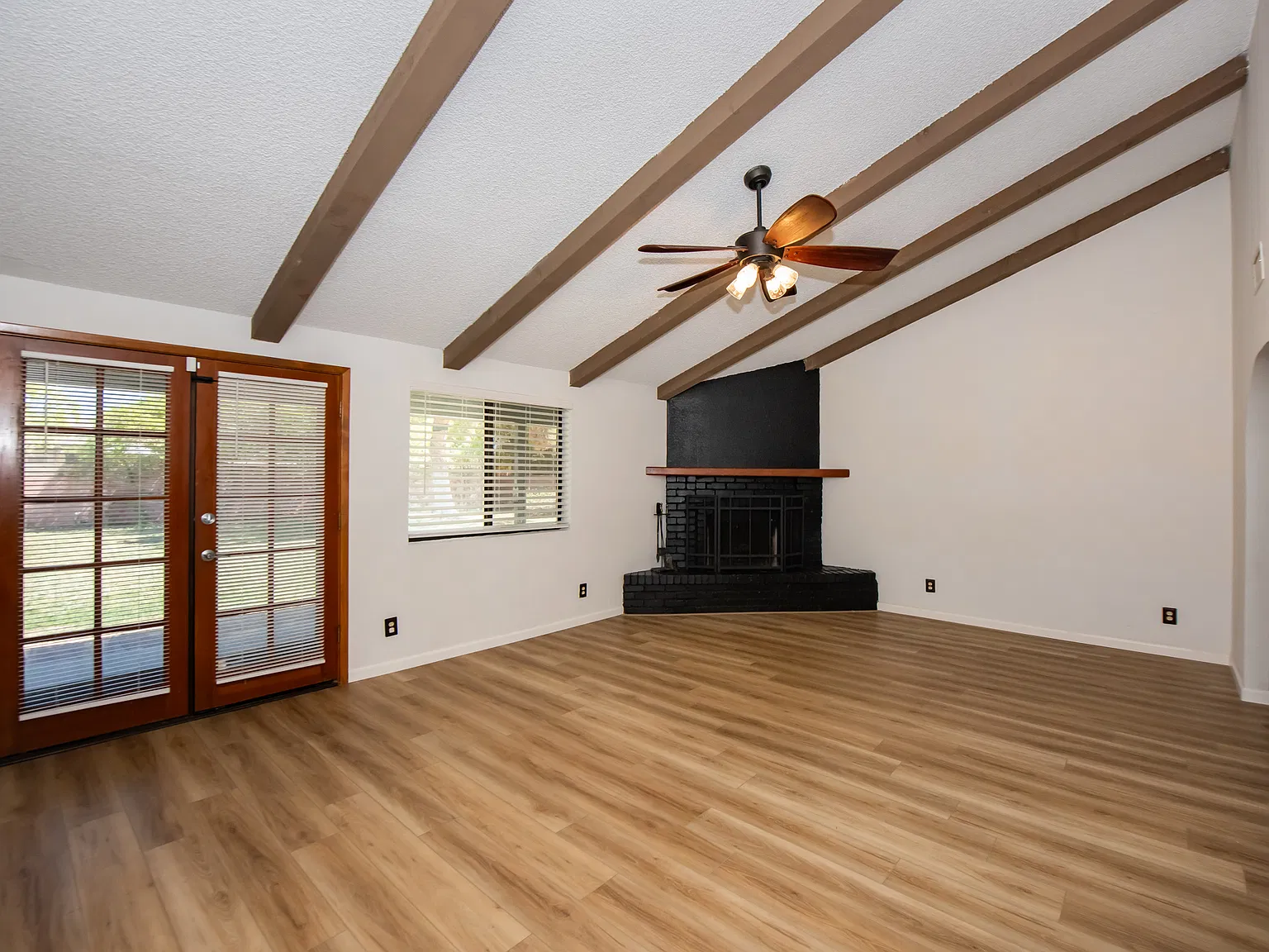 3 Bed 2 Bath Rental in Yuma, AZ! — Photo 4