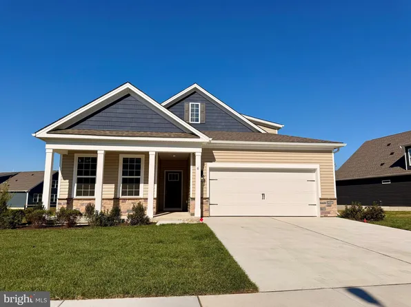 6 Cedardale Ct, Villas, NJ 08251