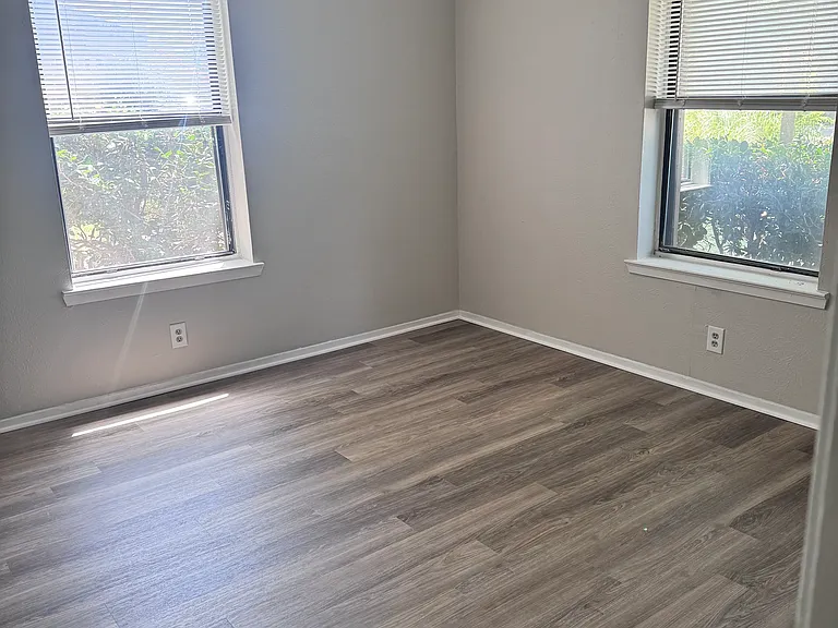 10 Cole Cir — Photo 5