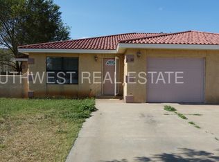 2333 Newman Dr, Clovis, NM 88101