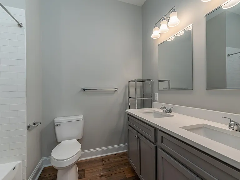 1301 Andre St #D — Photo 7