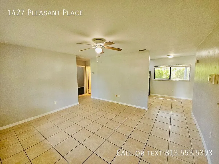 1427 Pleasant Pl — Photo 5