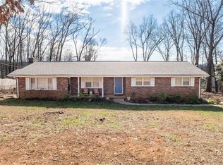 1192 Pathfinder Rd, Marietta, GA 30066