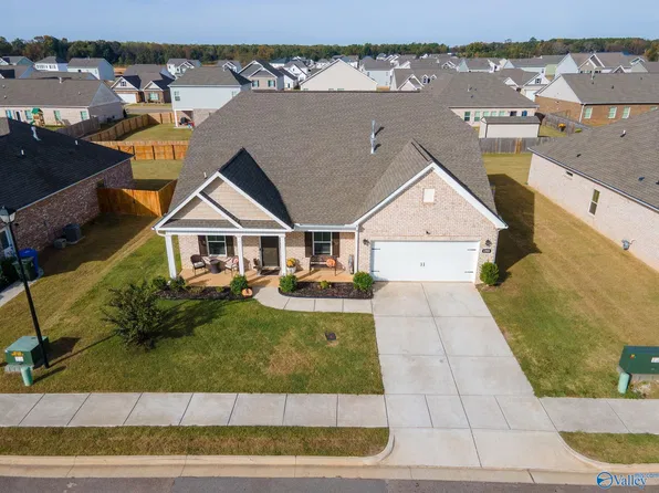 13905 Hickory Brook Rd, Athens, AL 35611