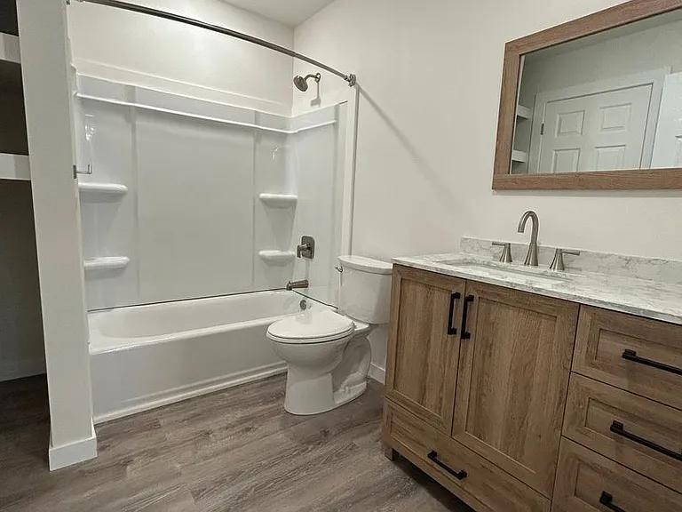 2652 Roseanne Ct — Photo 5
