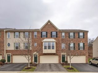 230 Broadstone Dr, Mars, PA 16046