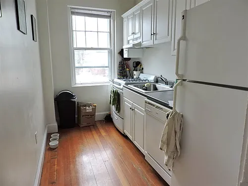 13 Ellery St #7 Photo 1