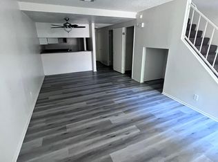 43711 Challenger Way #4, Lancaster, CA 93535