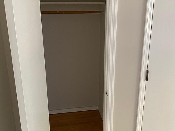 2nd image of 51 Sky View Dr APT 1