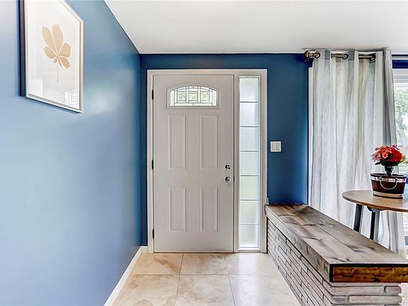 2nd image of 3102 Marigold Ct