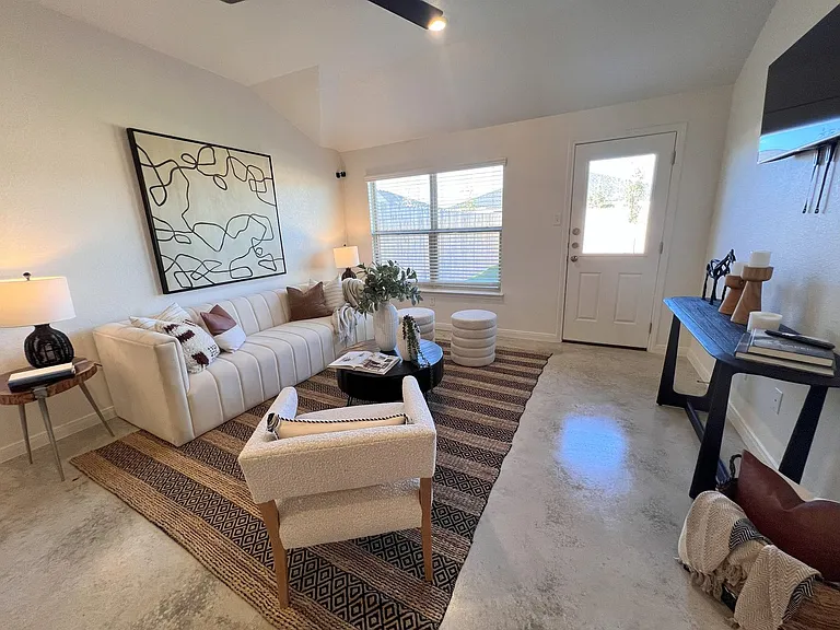 1239 Concord Dr — Photo 27
