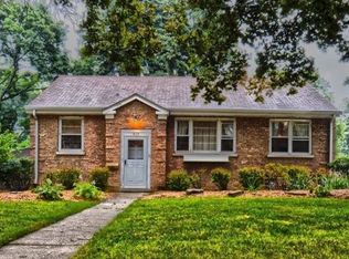 419 S Lorraine Rd, Wheaton, IL 60187