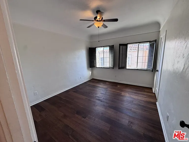 1425 S Curson Ave — Photo 8