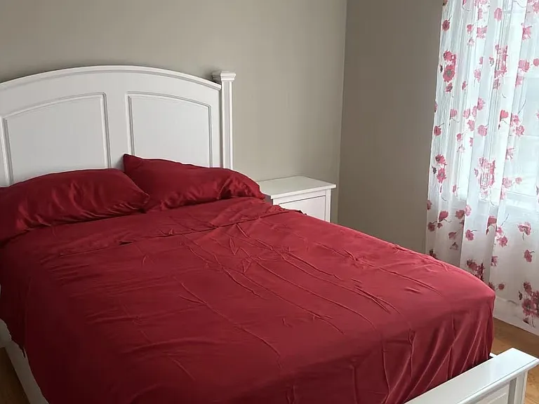 Double Bed in Private Bedroom