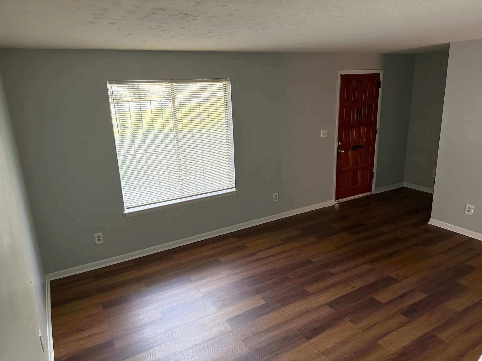 223 Peyton Pl — Photo 2