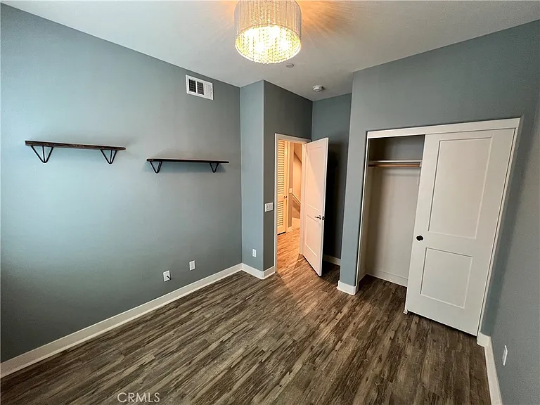 9046 Garvey #27 — Photo 16