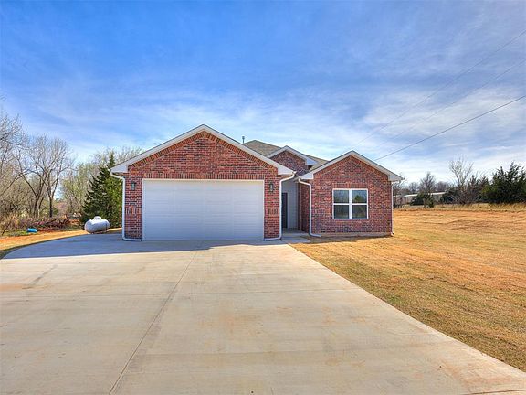 2nd image of 2391 County Road 1216