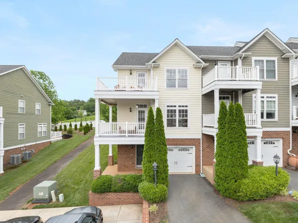 2126 Sundown Pl, Charlottesville, VA 22911