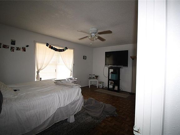 5th image of 7716 Jennifer Ln