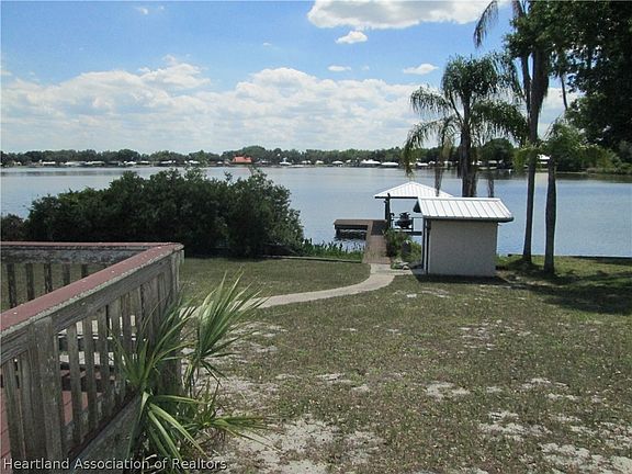 5th image of 38 Lake Henry Dr