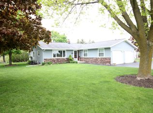 612 N Wisconsin Dr, Howards Grove, WI 53083