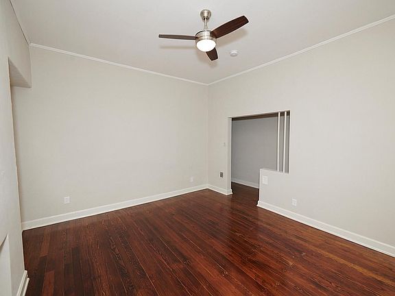 4th image of 3904-3906 Russell Blvd
