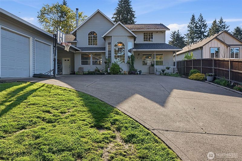 2nd image of 4714 NW Division Avenue