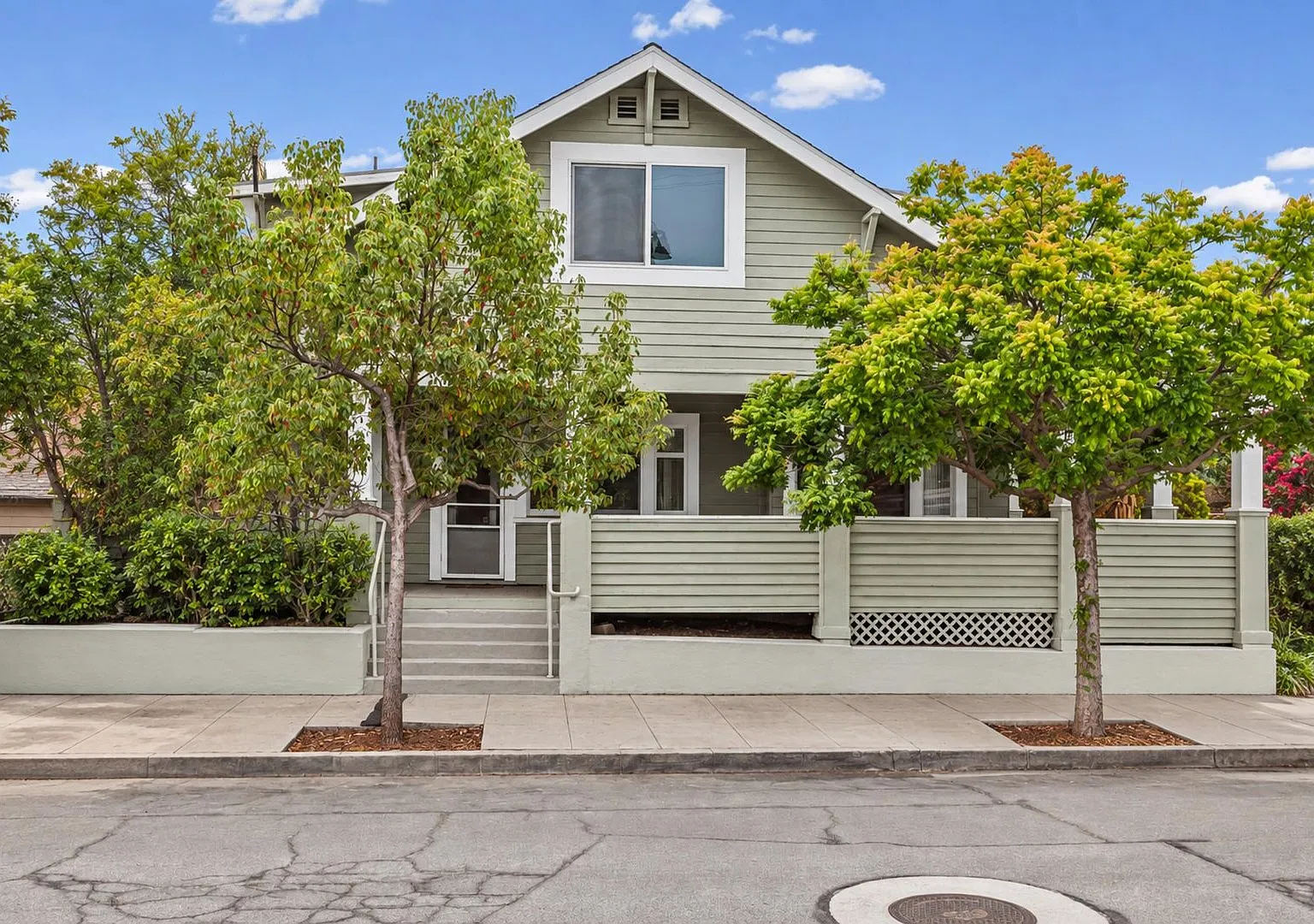 2027-2028 Leasing! 5bd/3ba House w/ Short Walk to Downtown SLO — Photo 2