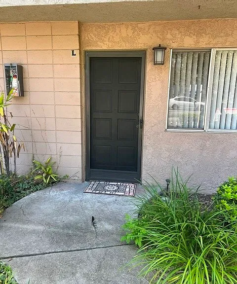 1060 E Foothill Blvd — Photo 1
