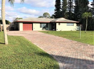 33 Barberton Rd, Lake Worth, FL 33467