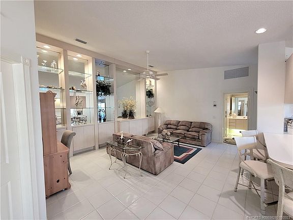 4th image of 7885 SE Spicewood Cir