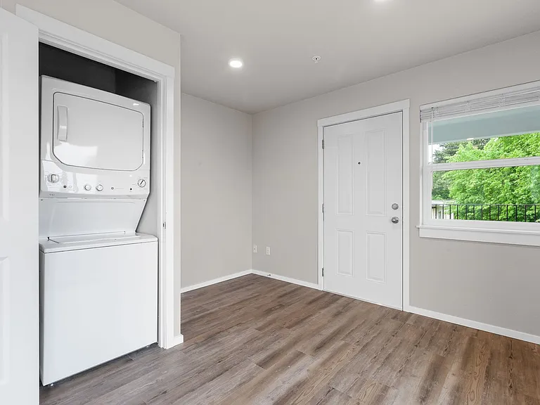 Yakima Apartments — Photo 5