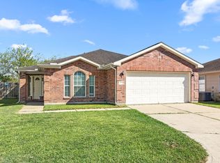 4050 Cary Creek Dr, Baytown, TX 77521