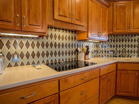 5th image of 3498 N Farm Road 89
