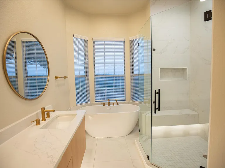 9920 Spicewood Mesa — Photo 16