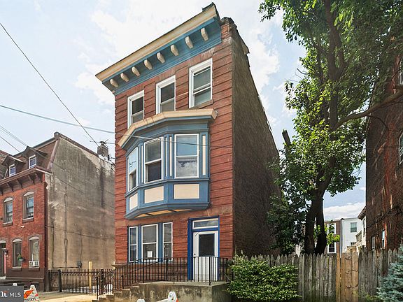 4th image of 2214 E York St