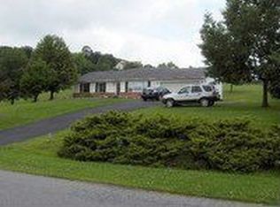 2298 W Best Rd, Bath, PA 18014