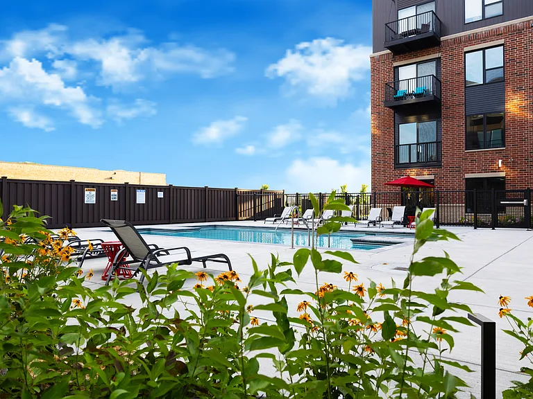 Eagan Heights Apartments — Photo 5