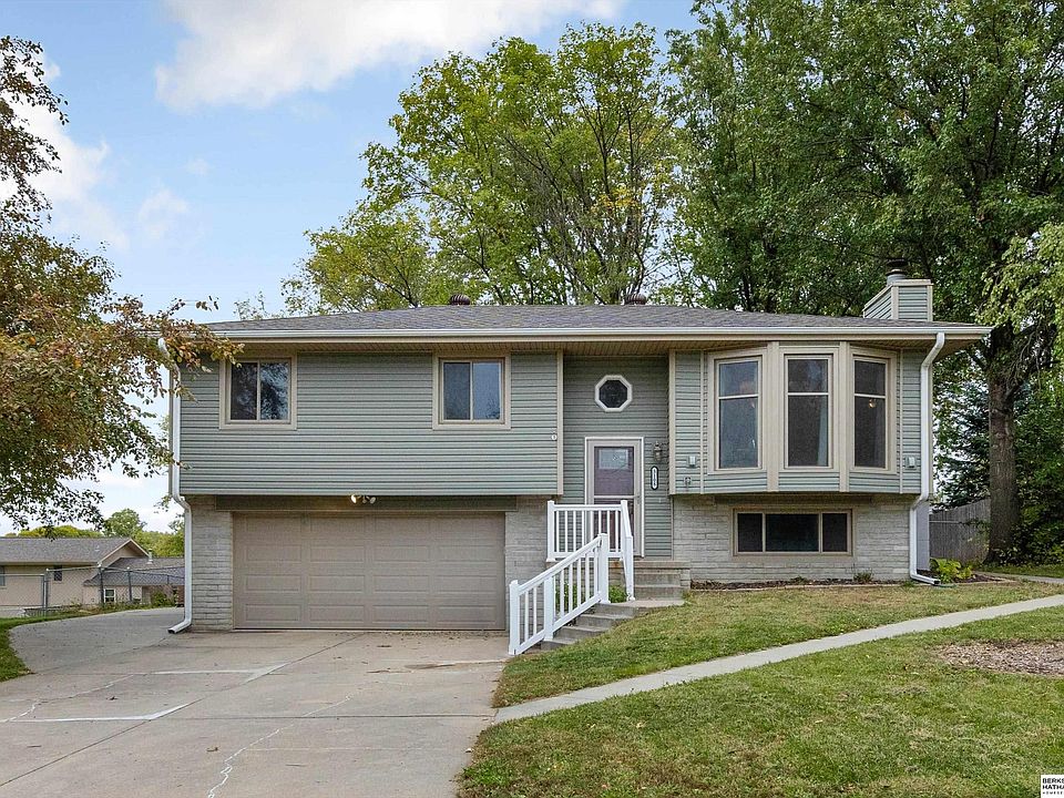 1st image of 3108 Mirror Cir