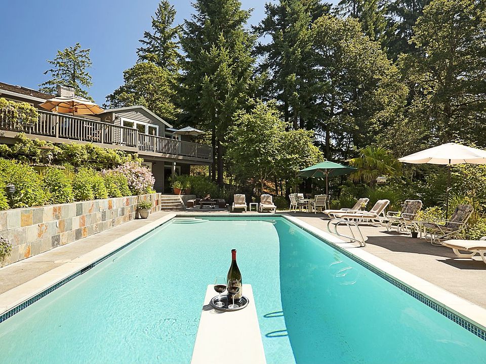Southern Exposure Swimming Pool
