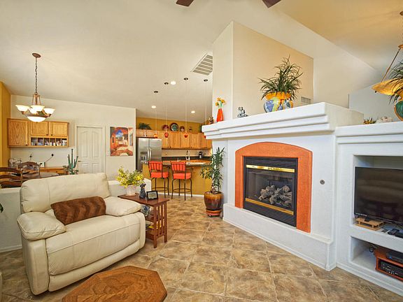 3rd image of 2451 E Hilbar Ln